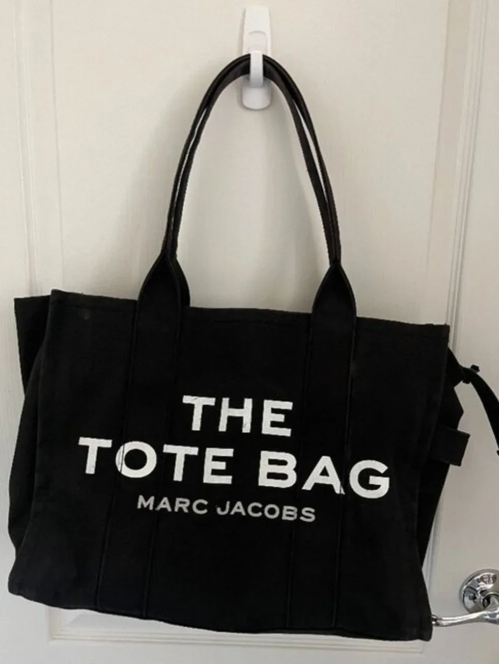 LARGE  AUTHENTIC Marc Jacobs Tote